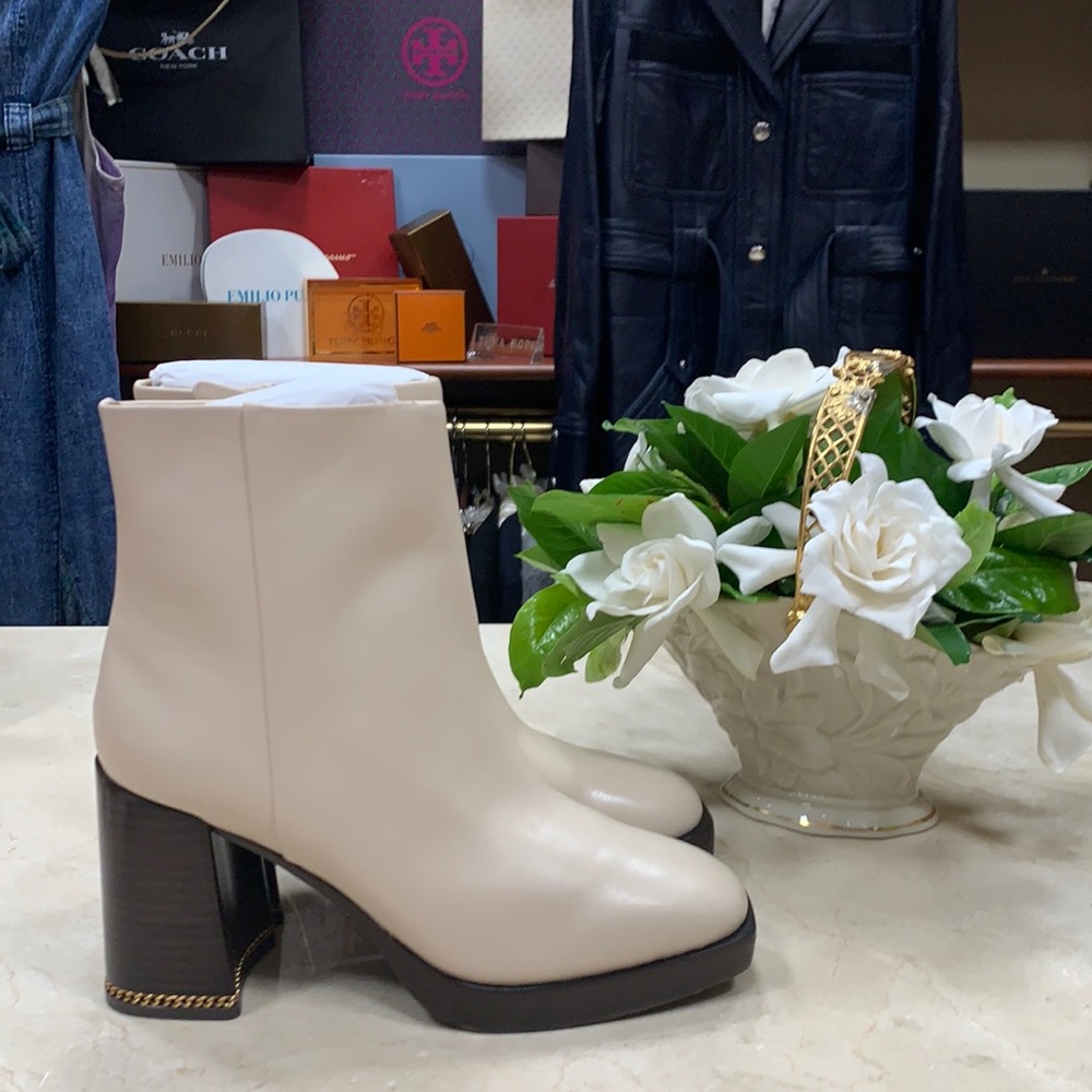 TORY BURCH PLATFORM CHAIN INLAY HEEL BOOTS MINIMAL AESTHETIC CREAM SZ US 8 & 9 - Picture 2 of 12